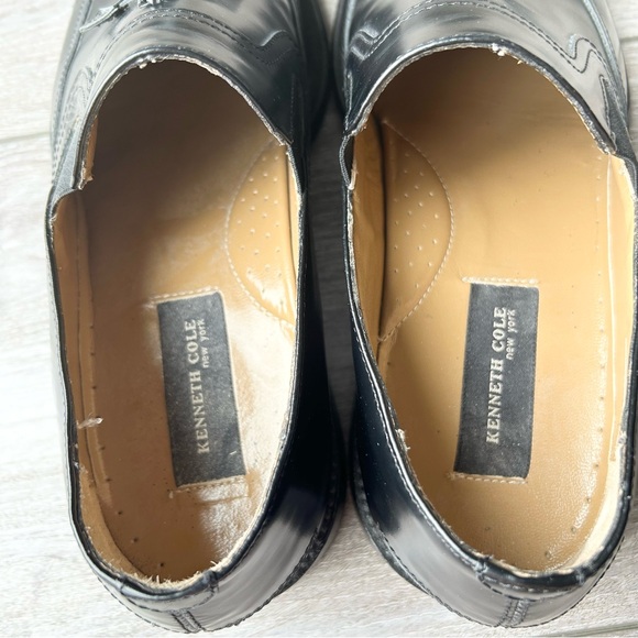 Kenneth Cole Black Leather Square Tod Tassel Loafer - Picture 8 of 16